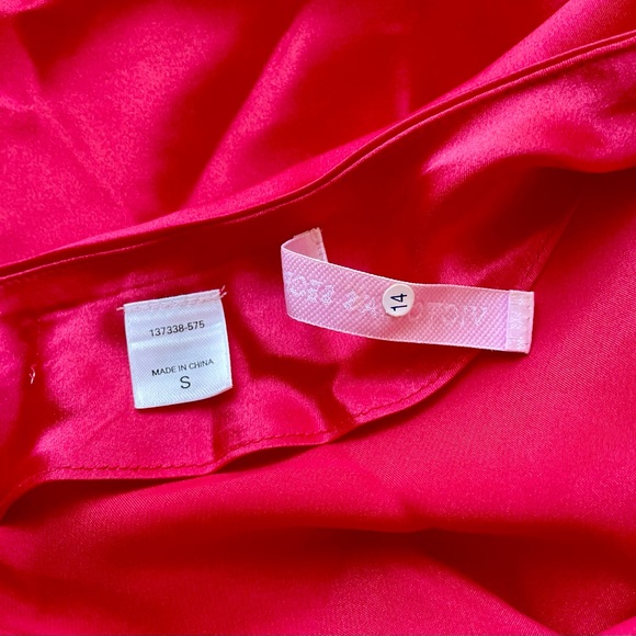 Simple and sexy red Victoria’s Secret baby doll lingerie - Picture 5 of 9